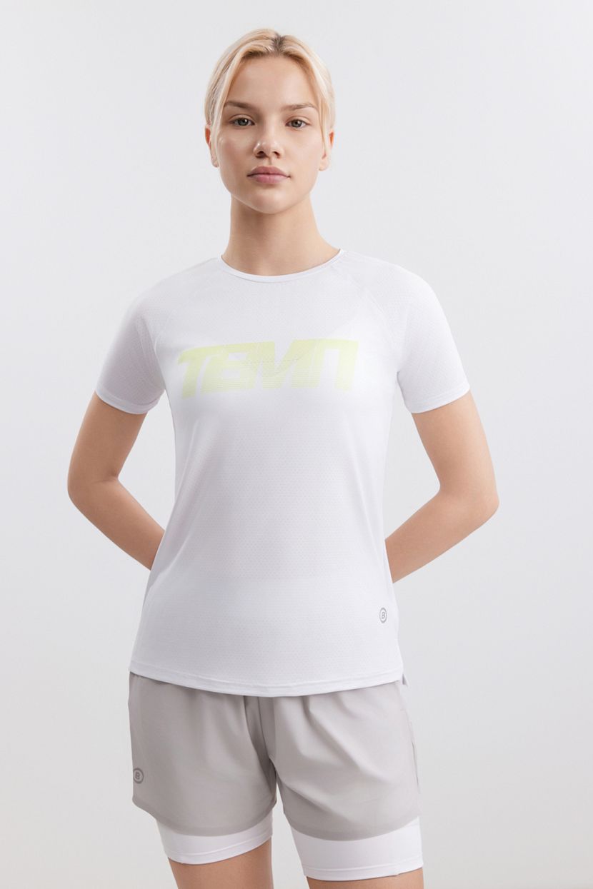 Спортивная футболка